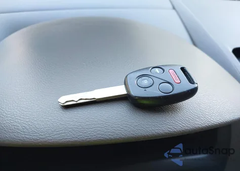 2006 Honda Accord 3.0 Ex из США, поврежденный, VIN 1HGCM65886A037577